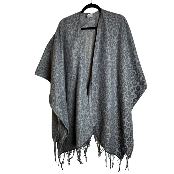 Woolrich Leopard Animal Print Shawl Poncho Open Front Blanket Wrap One Size - Picture 2 of 11